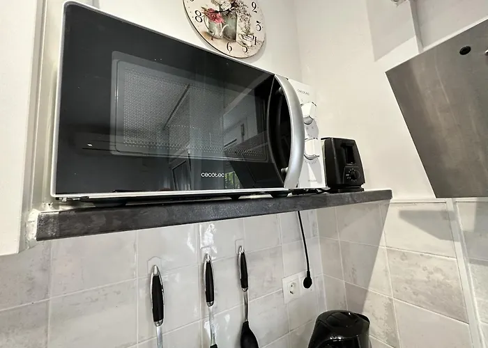 Apartamento - Recién Reformado, Piscina, Playa A 10 Minutos, Centro A 5 Minutos