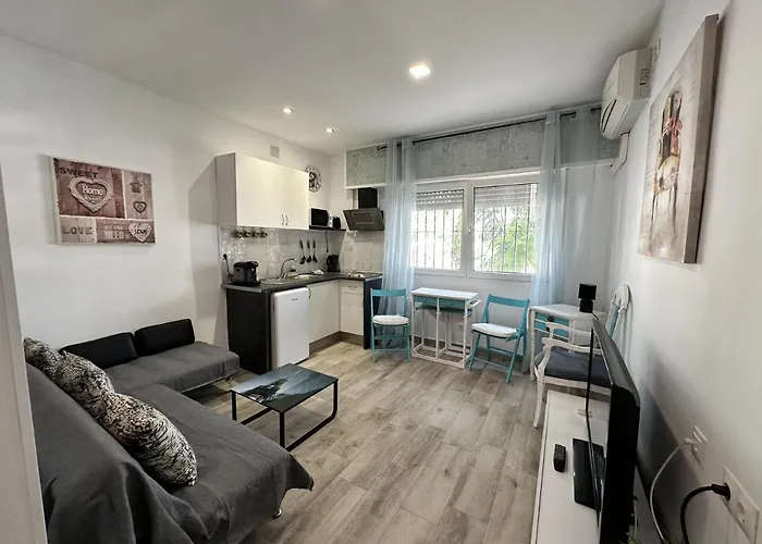 - Recien Reformado, Piscina, Playa A 10 Minutos, Centro A 5 Minutos